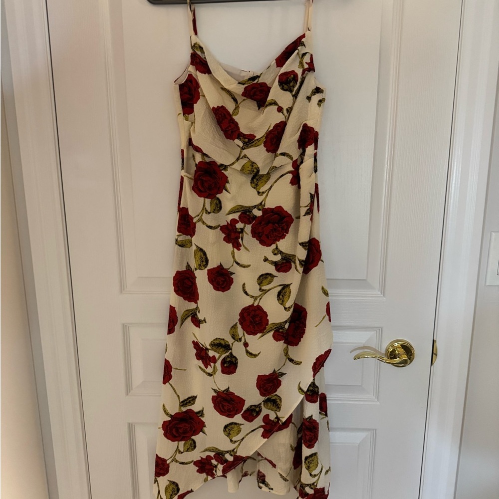 Medium Floral Dress – New | Elegant, Feminine & Flowy